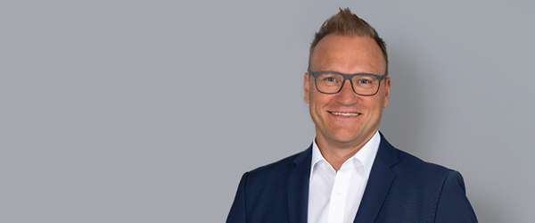 Dr. Philipp Schön - CEO RAYLASE Dr. Philipp Schön - CEO RAYLASE